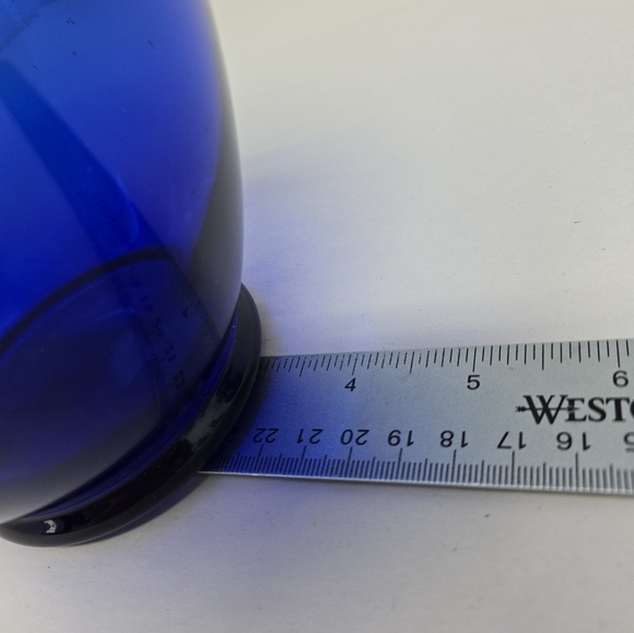 Colbalt Blue Handblown Glass Vase Urn 9 Inches Tall Curve Body Fluted Mouth - Picture 7 of 9